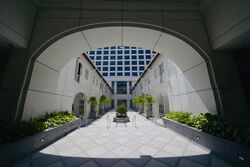 City Hall Square (D6), Retail #578551101